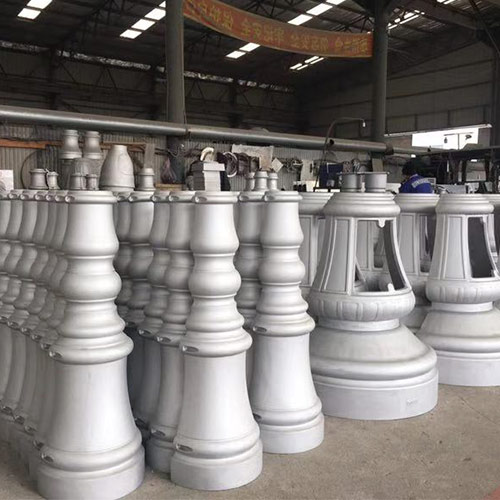 China cast aluminum post base supplier